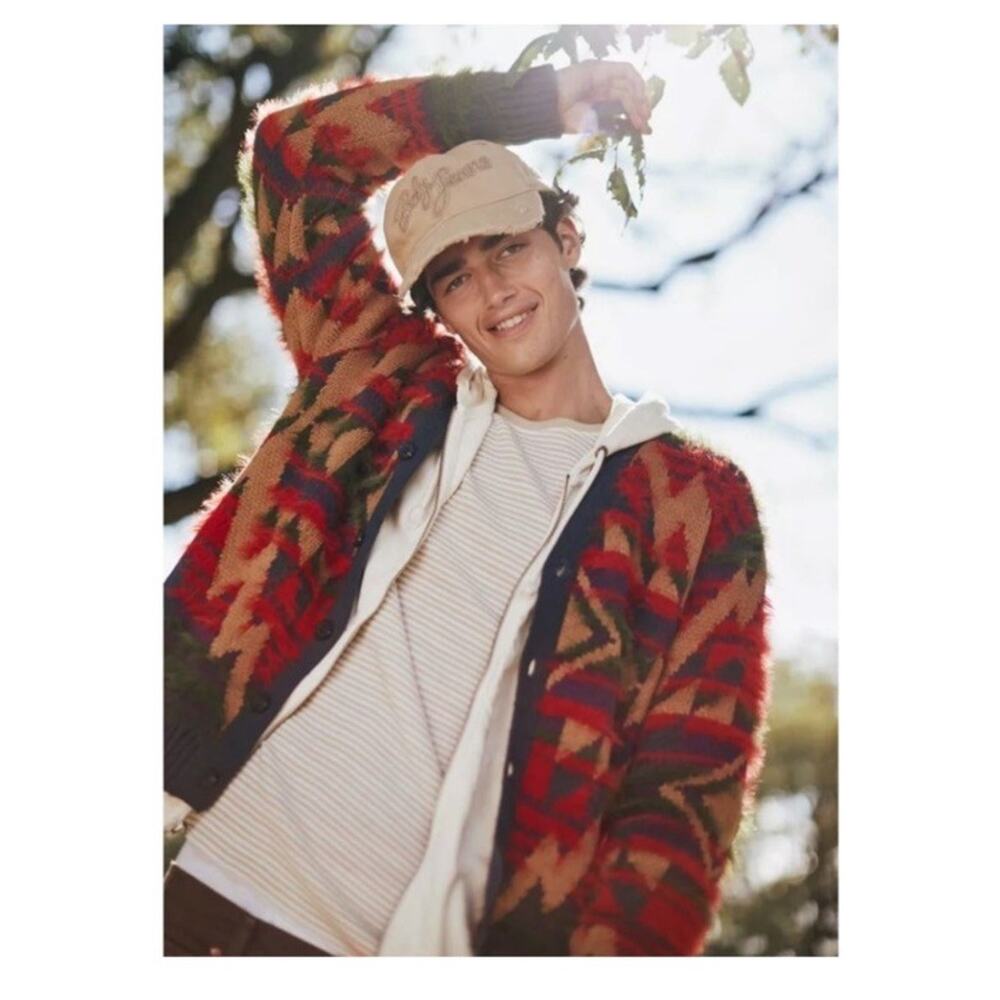 BDG Urban Outfitters NWT Unisex Cardigan Aztec Fuzzy Oversized Mens Medium
